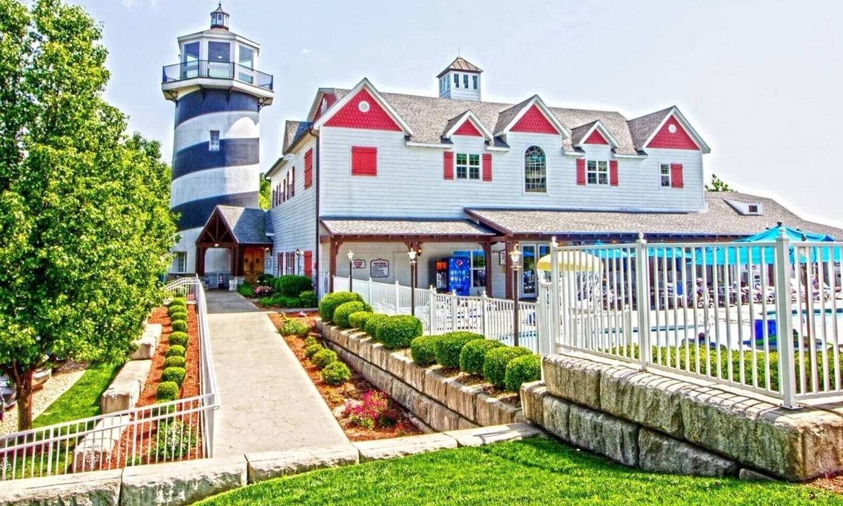 Branson Resort | A Lakeside Retreat with Storybook Charm and Family Fun- 2 Bedroom Cottage