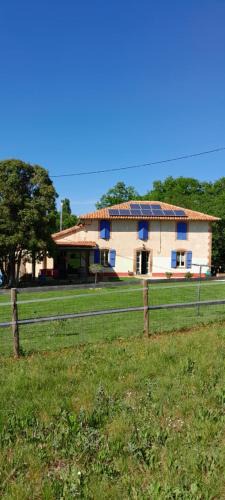 Lussan House | A Larriou