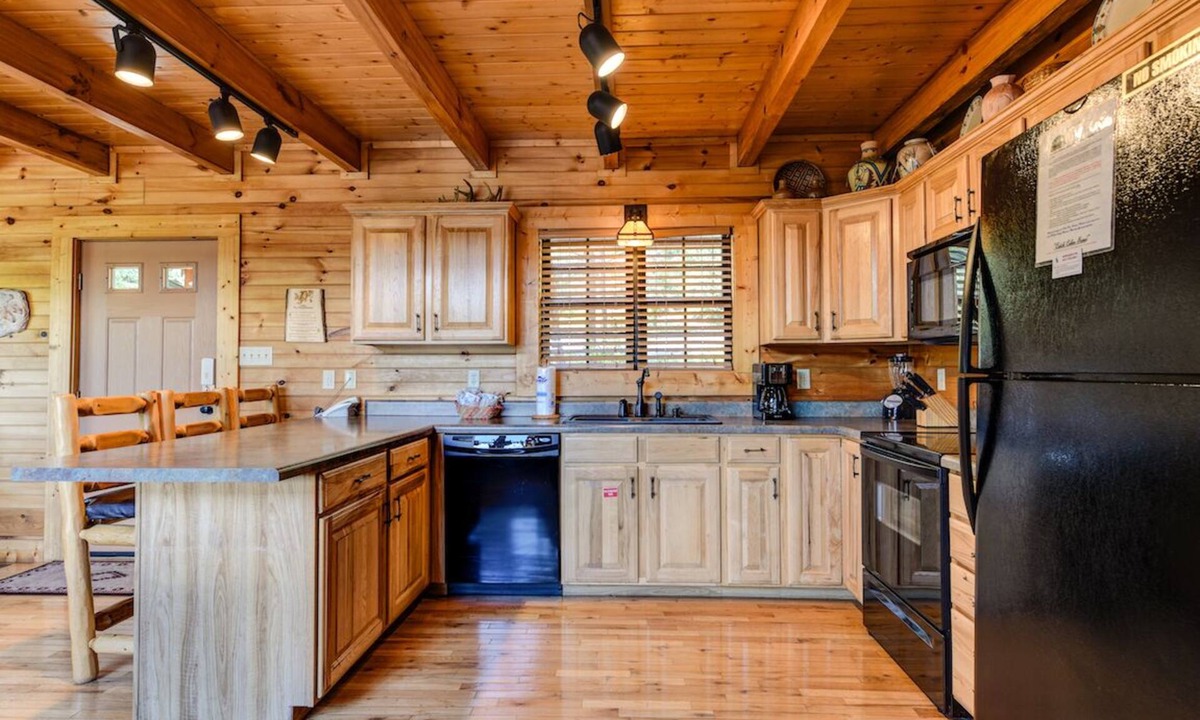 Townsend Cabin | A Majestic View III