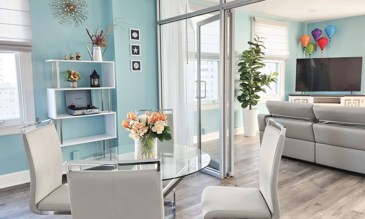 East Village Condo | A MILLION DOLLAR OCEAN VIEW CONDO