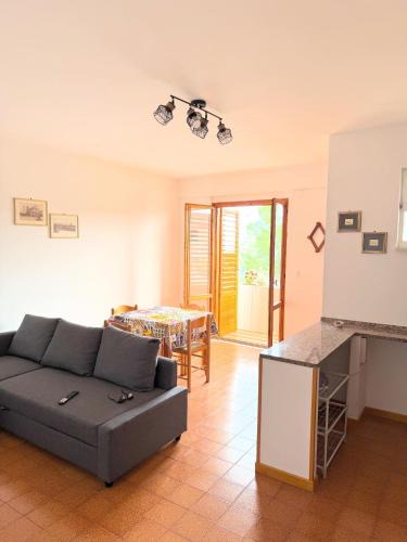 Aci Trezza Apartment | A montagna e u mari home