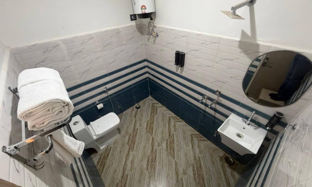 Bilaspur Hotel | A ONE STAY HOME