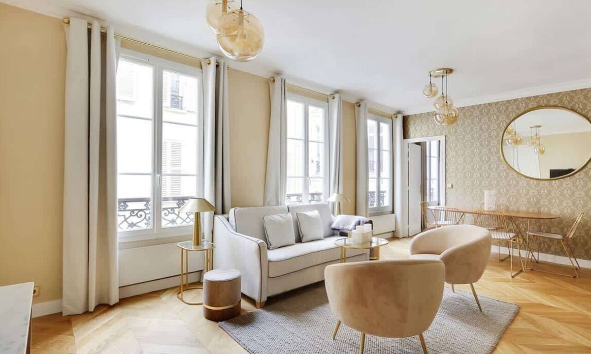 Madeleine Apartment | A Remarkable 2-BR/2-BA in Opéra - Saint-Lazare