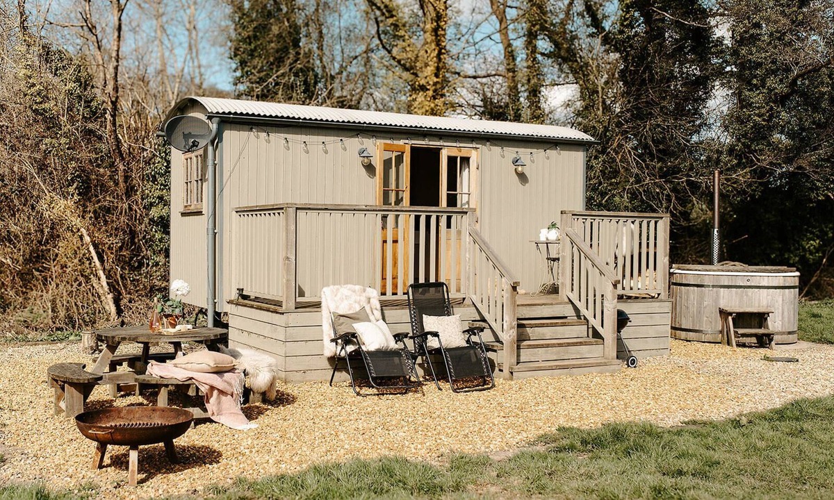 Acrefair Apartment | A riverside hideaway made for two. Nestled in a peaceful glade beside the gentle River Ceiriog.