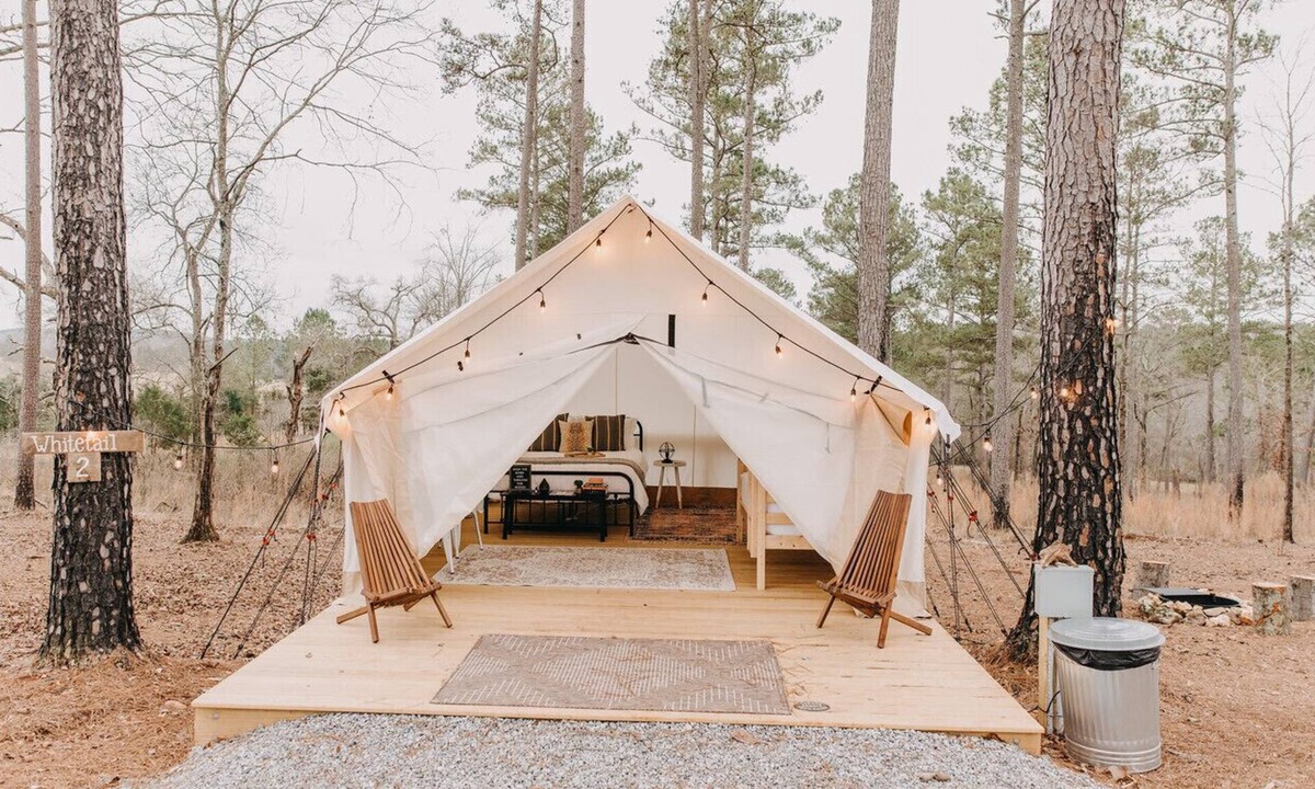 Rome RV Rental | A secluded haven on 5,000 acres in NW Georgia, just 45 minutes from Atlanta and Chattanooga, and a quick 10-minute drive to downtown Rome. Explore private trails along the Etowah river, bask in wildlife, and gaze at mesmerizing stars. Your perfect es