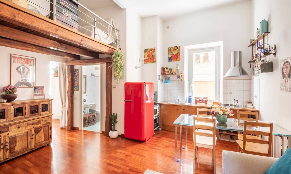 Rione XI Sant'Angelo Apartment | A Secret Corner Historic center, Pantheon, Trevi, Jewish area, Colosseum Forum