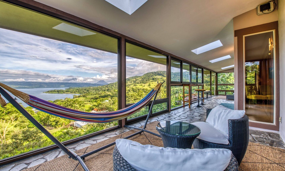 Tronadora House | A serene escape with astounding Views of Lake Arenal and Arenal Volcano