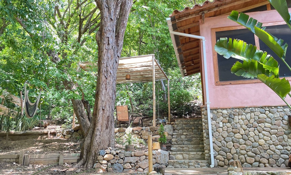 Mazunte House | A Serene Mazunte Retreat with AC, Starlink & Great Location