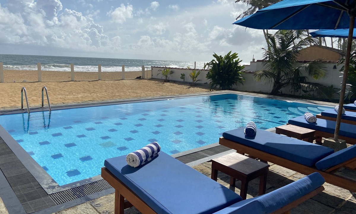 Thiranagama Villa | A Spacious Beachfront Villa With A Pool For 8 People In A Prime Location
