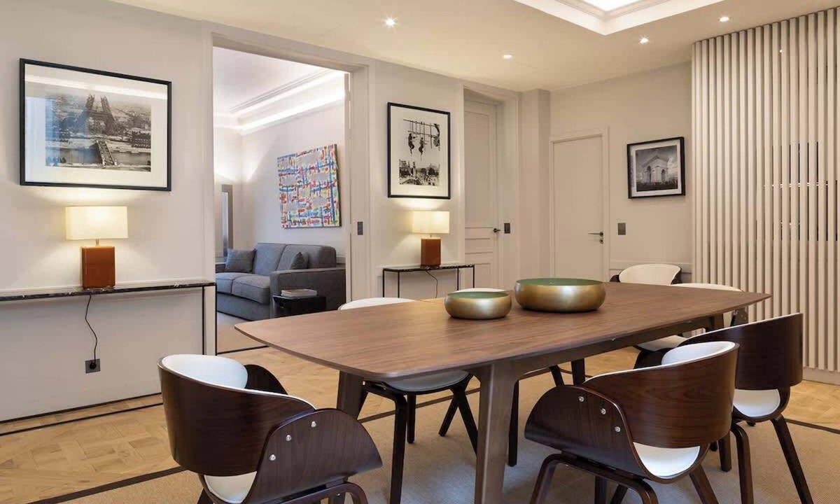 Saint-Thomas-d'Aquin Apartment | A Splendide 3-BR/3BA close to Le Bon Marché