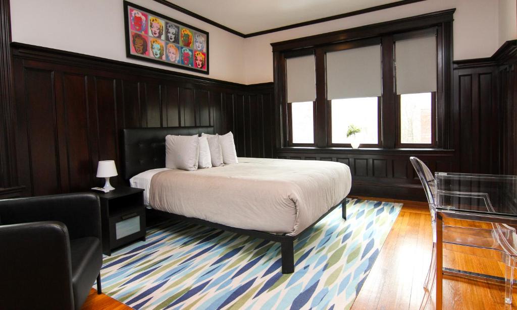 Griggs Park Apartment | A Stylish Stay with a King Bed and Heated Floors #27