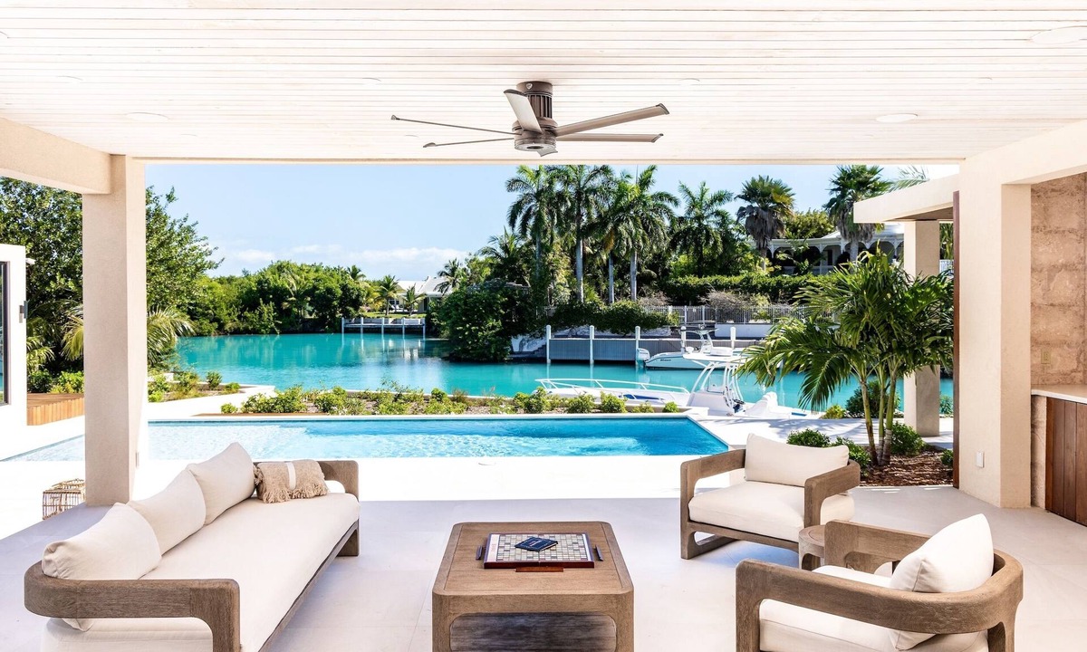 Leeward Settlement Villa | A Waterfront Beauty w/Gym, SUP. Kayaks SEAFOAM CAY near Grace Bay Beach and Golf