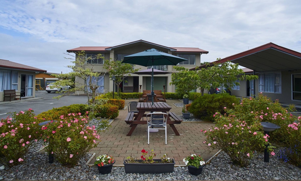 Greymouth Hotel | Aachen Place Motel