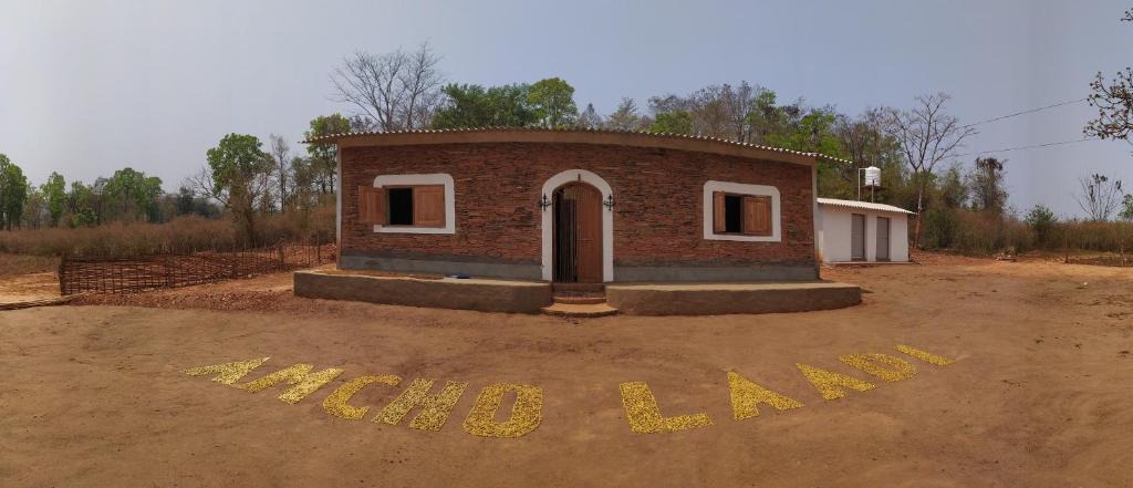 Jagdalpur House | Aamcho Laadi