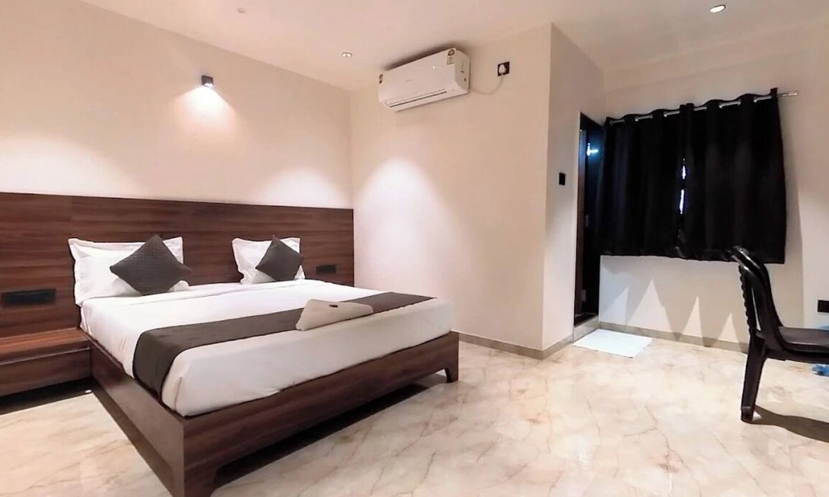 Rajgurunagar Hotel | Aatithya Residency