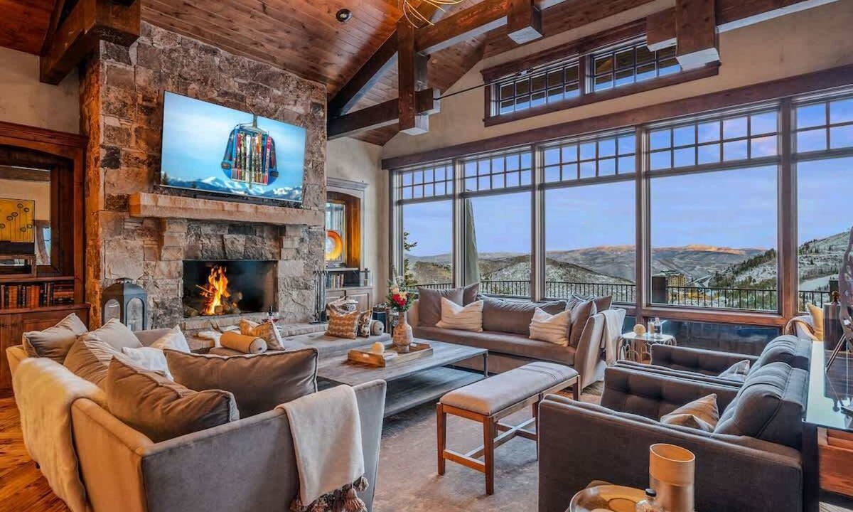 Deer Valley House | Abode at Mountains Edge, ski-in/ski-out, hot tub, pool table
