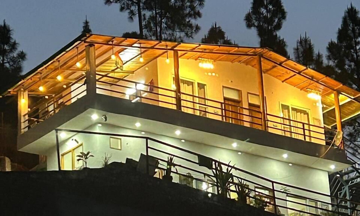 Ranikhet Hotel | Abodes Himalaya View