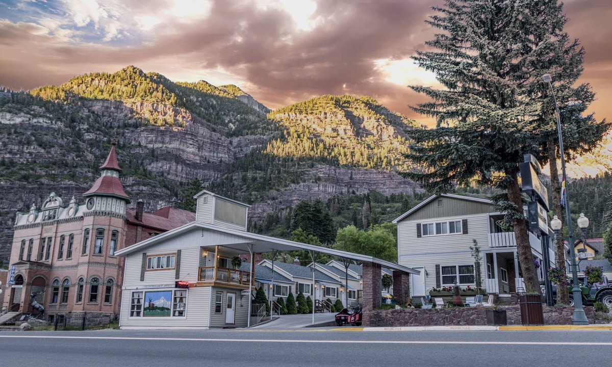 Ouray Hotel | Abram Inn & Suites