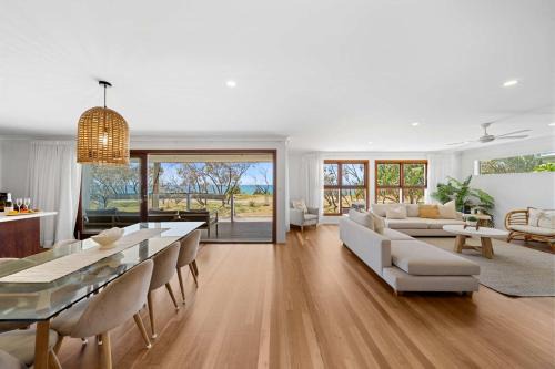 Buddina House | Absolute Beachfront Paradise in Buddina