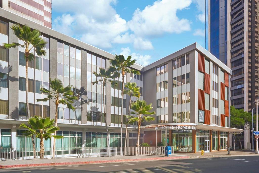Downtown Honolulu Hotel | AC Hotel by Marriott Honolulu