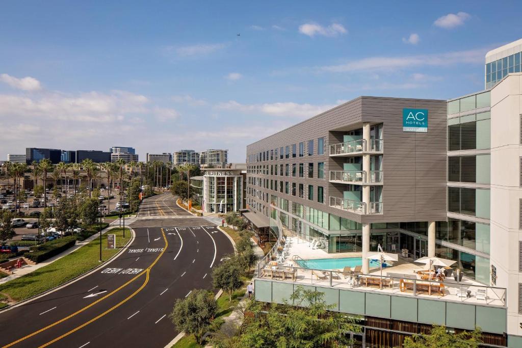 Airport Area Hotel | AC Hotel by Marriott Irvine