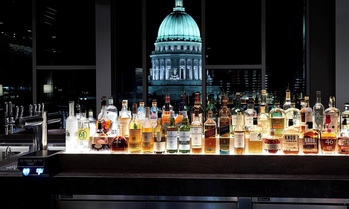 Madison Hotel | AC Hotel by Marriott Madison Downtown