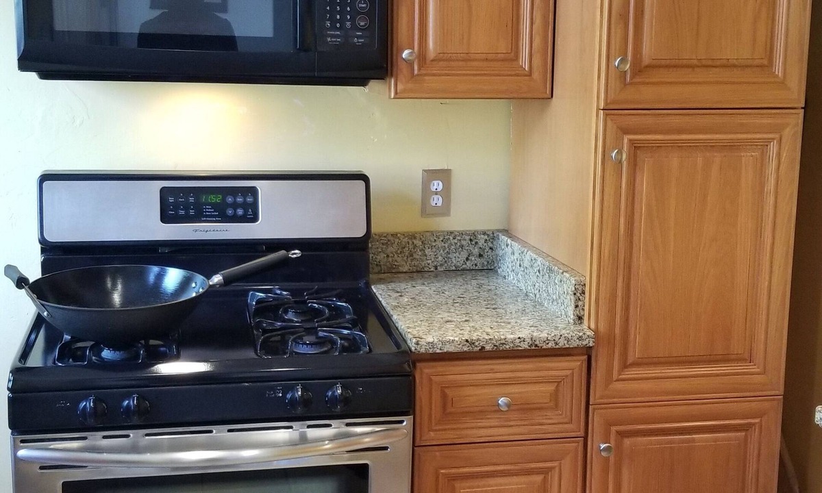 Columbia Heights House | Accessible to Urban Amenities
