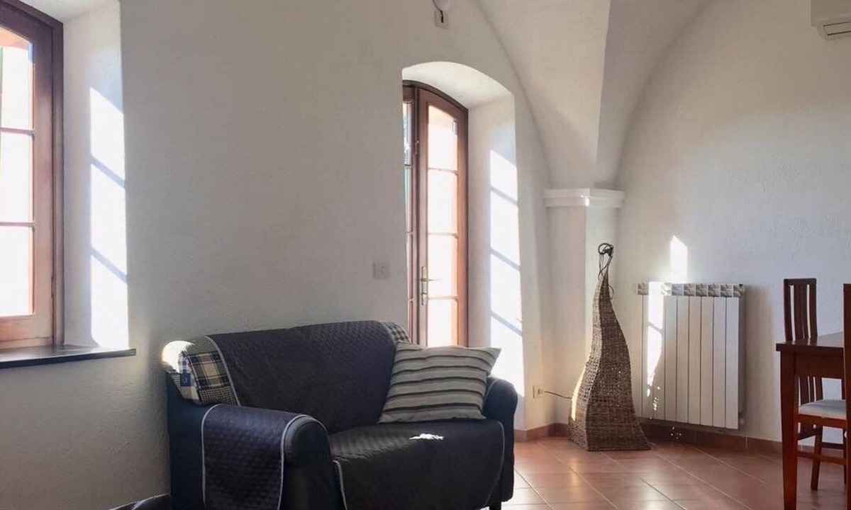 Finale Ligure Cottage | Accogliente Rustico 90mq, Giardino Vista Mare, Posto Auto, Animali Ammessi