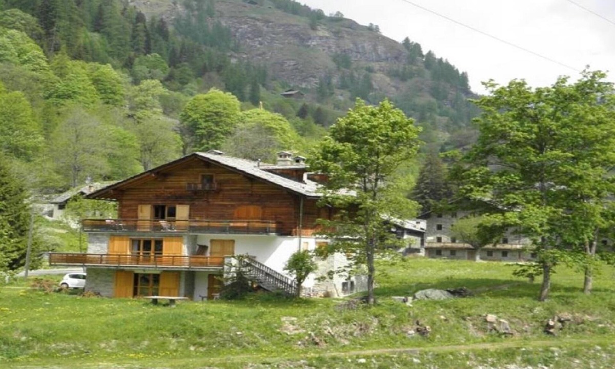 Gressoney-Saint-Jean Ski Chalet | Accommodation with splendid views of Monte Rosa, 5 minutes by car from Gressoney.