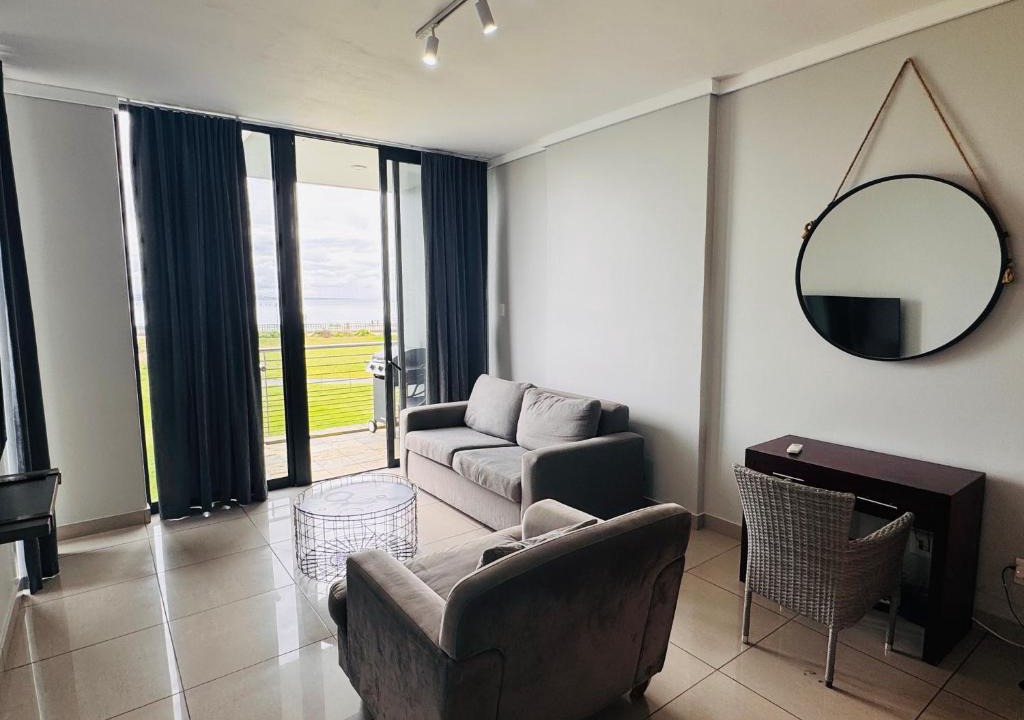 Durban Point Apartment | Accommodation Front - Scenic Sea View 2 Sleeper
