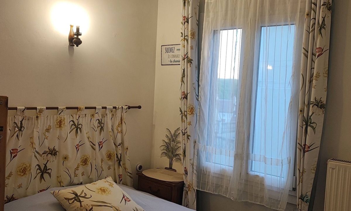 Maligny House | Accommodation near Chablis (WIFI)