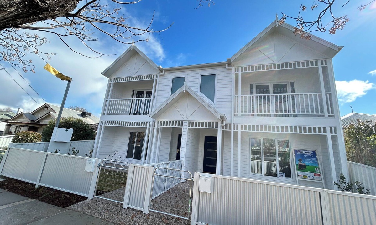 Wagga Wagga House | Accommodation Wagga Wagga- Where comfort meets luxury- Your home, away from Home