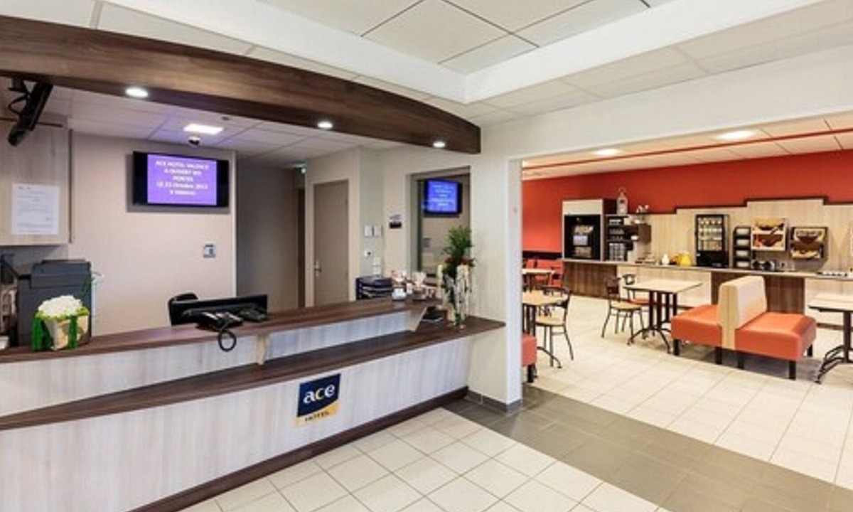Saint-Barthelemy-d'Anjou Hotel | ACE Hôtel Angers