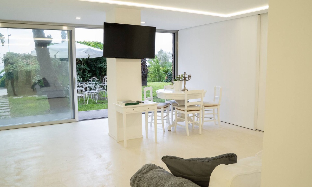 Aci Trezza House | acquabianca plus