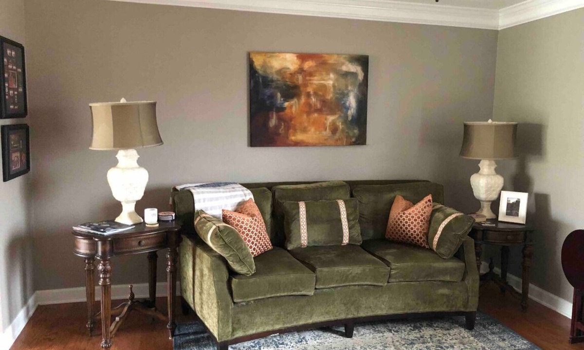 Auburn Condo | Across From Acre Restaurant! In downtown Auburn! CWE