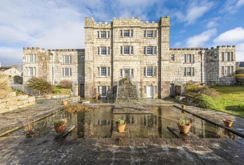 Rosudgeon House | Acton Castle