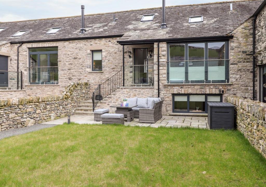 Kendal House | Adas Hideaway