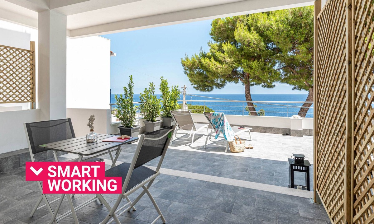 Addaura Villa | Addisio Seafront Villa by Wonderful Italy