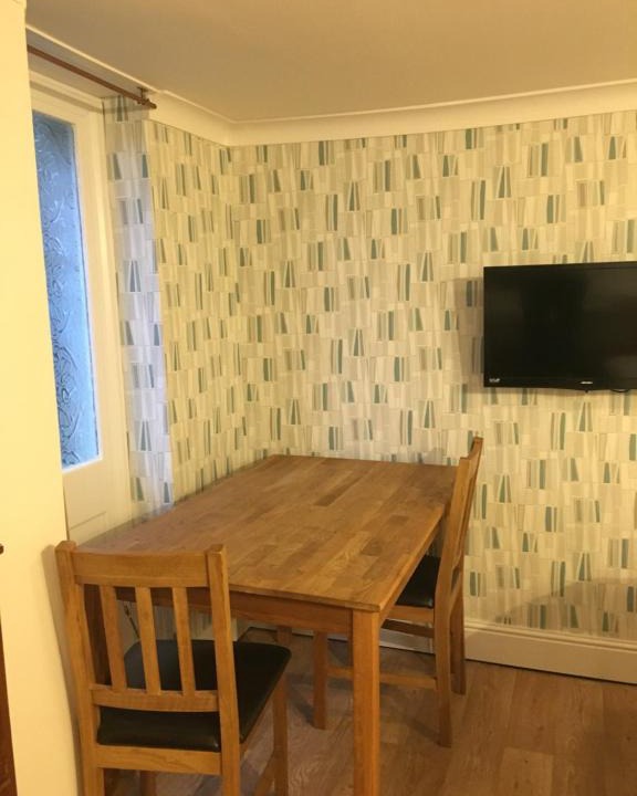 Guildford Bed & Breakfast | Addison B&B