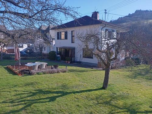 Adenau House | Adenauer Cottage