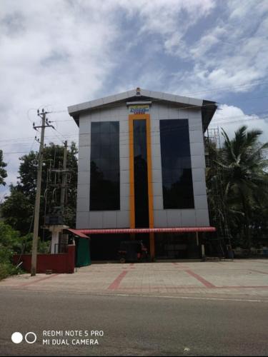 Beltangadi Hotel | Adheesh Lodge