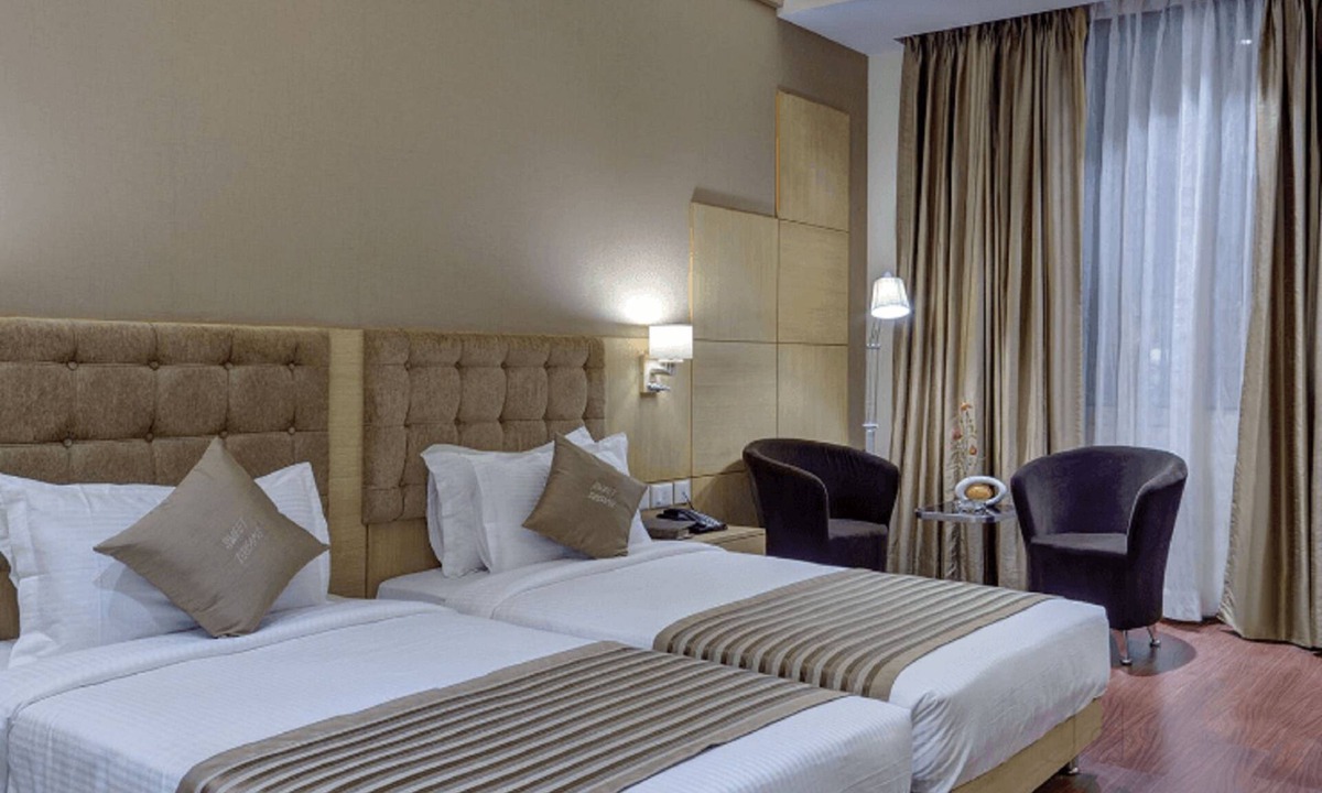 Behror Hotel | Adhunik Hotel Behror