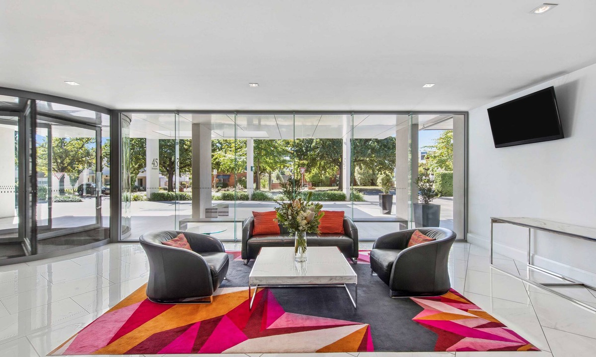 Dickson Hotel | Adina Serviced Apartments Canberra Dickson