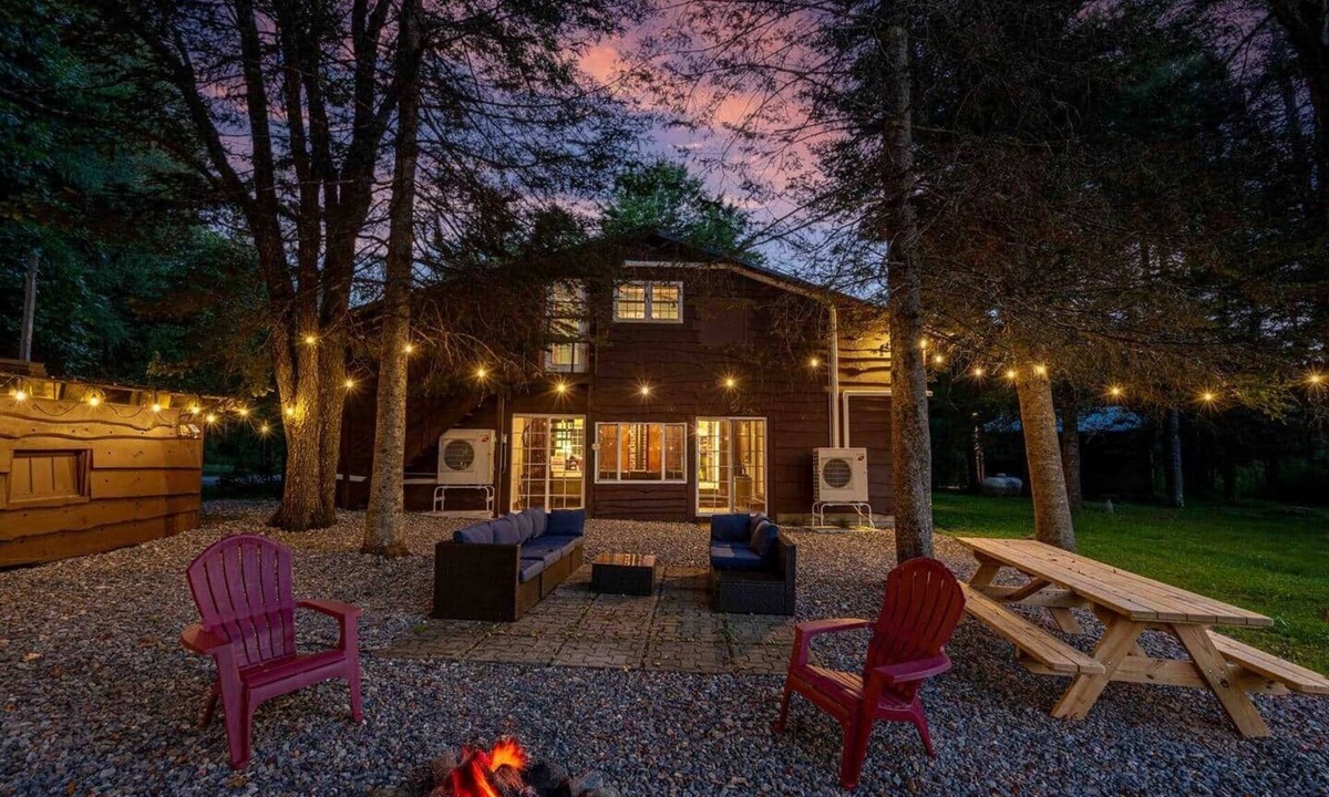 Forestport House | Adirondack Escape, Private Pond, Kayaks & Fire Pit – Near Old Forge, Dogs OK