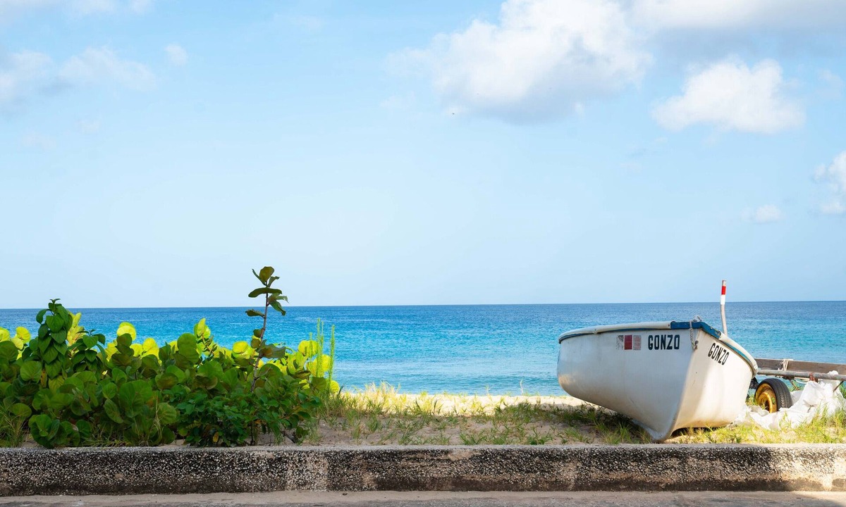 Douglas Apartment | Adorable beachside 1-bedroom apartment