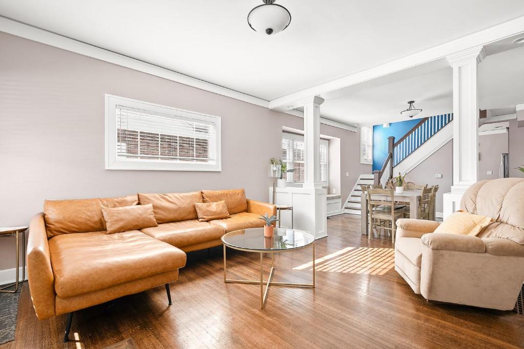Meridian-Kessler House | Adorable Broad Ripple Duplex