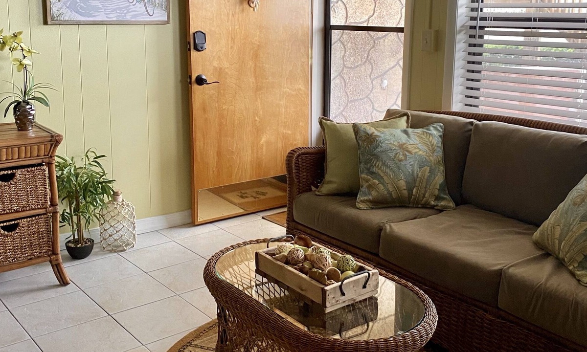 Ormond-by-the-Sea Condo | Adorable condo in a quaint, quiet setting steps away from ocean.