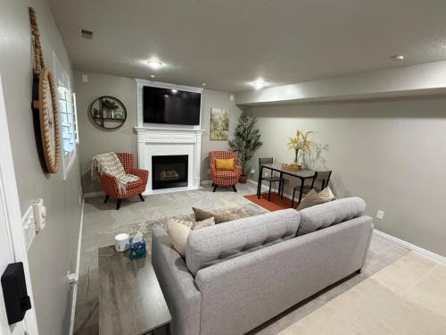Orchard North Apartment | Adventure Basecamp in the Heart of Utah Valley