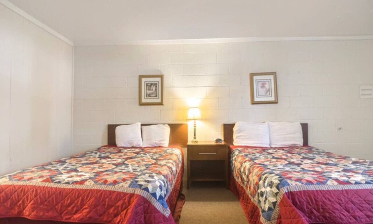 Spencer Hotel | Adventure-Ready Spencer Stay | Near Fall Creek Falls & Scenic Views