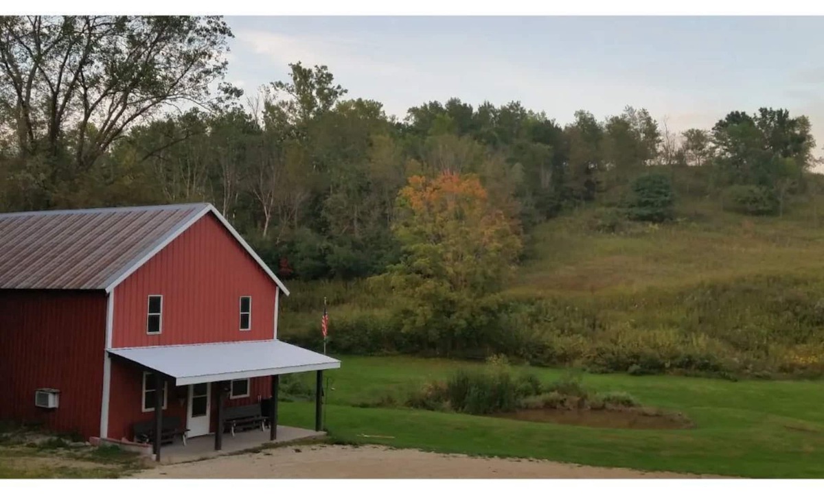 Frontenac House | Adventure Time ideally located and surrounded by Frontenac State Park .